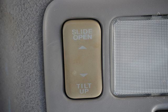 2004 Toyota RAV4 4dr Automatic - 22941100 - 11