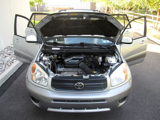 2004 Toyota RAV4 4dr Automatic 4WD - 22604401 - 30