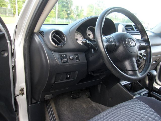 2004 Toyota RAV4 4dr Automatic 4WD - 23086177 - 18