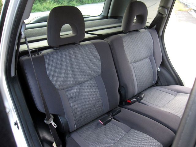 2004 Toyota RAV4 4dr Automatic 4WD - 23086177 - 28