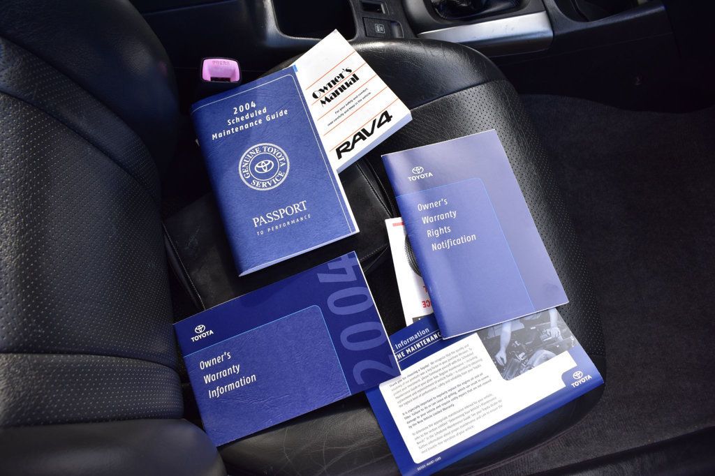 2004 Toyota RAV4 4dr Manual - 22971458 - 12