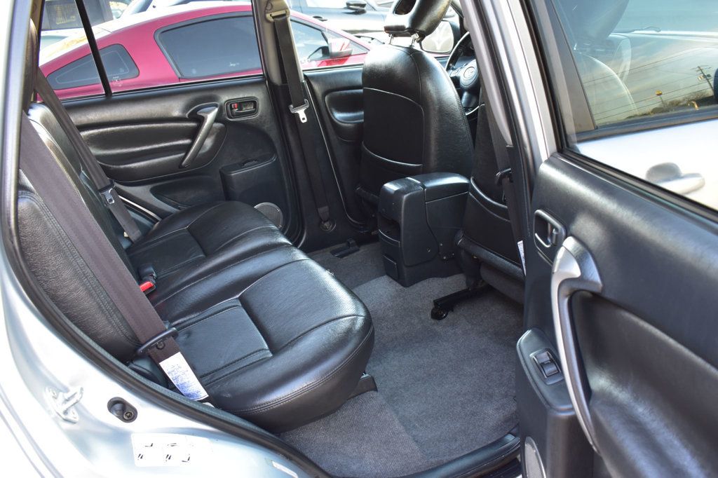 2004 Toyota RAV4 4dr Manual - 22971458 - 24