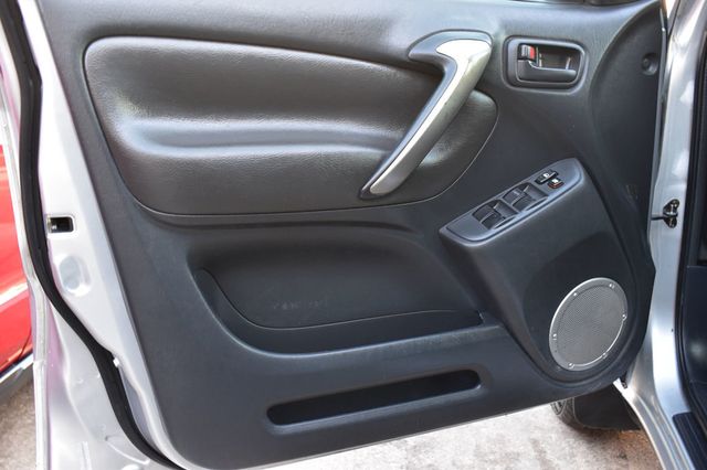 2004 Toyota RAV4 4dr Manual - 22971458 - 30