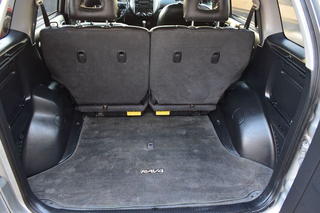 2004 Toyota RAV4 4dr Manual - 22971458 - 32