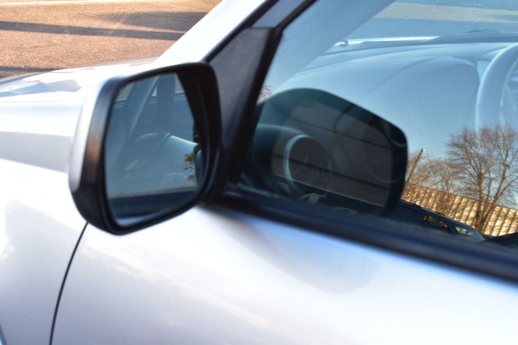 2004 Toyota RAV4 4dr Manual - 22971458 - 36