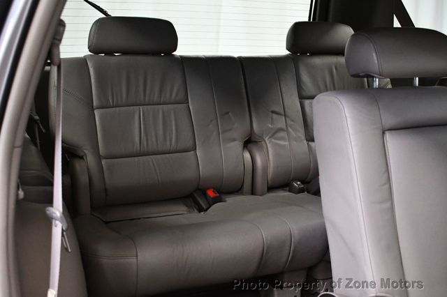 2004 Toyota Sequoia 4dr Limited 4WD - 23058728 - 16
