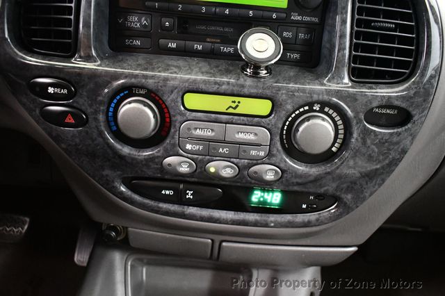 2004 Toyota Sequoia 4dr Limited 4WD - 23058728 - 35