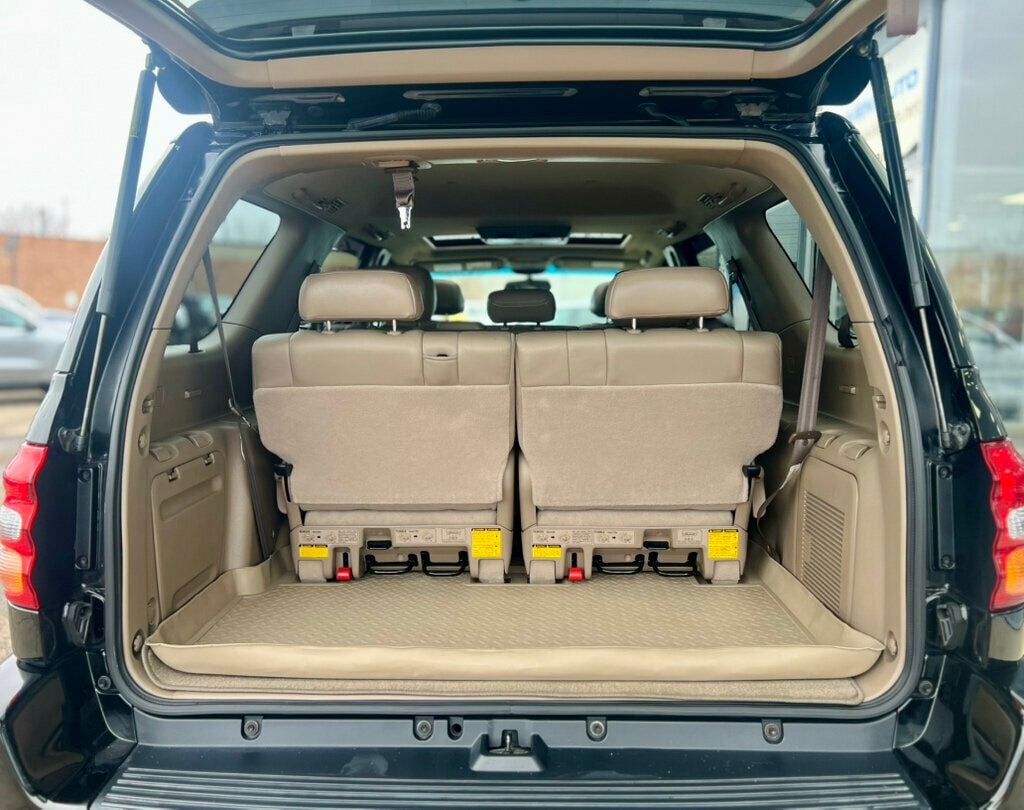 2004 Toyota Sequoia 4dr Limited 4WD - 22985724 - 6