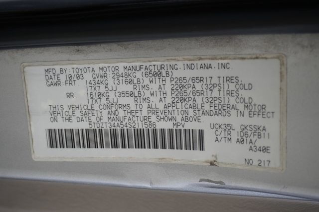 2004 Toyota Sequoia 4dr SR5 - 23019258 - 27