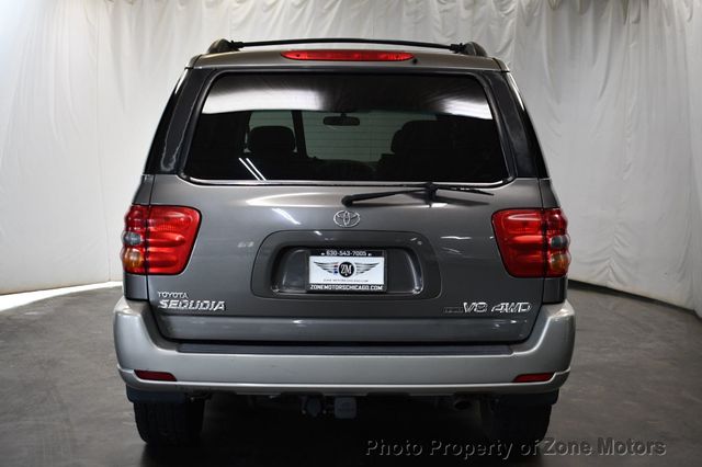 2004 Toyota Sequoia 4dr SR5 4WD - 23047138 - 9