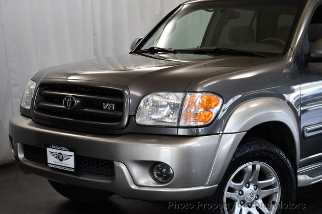 2004 Toyota Sequoia 4dr SR5 4WD - 23047138 - 1