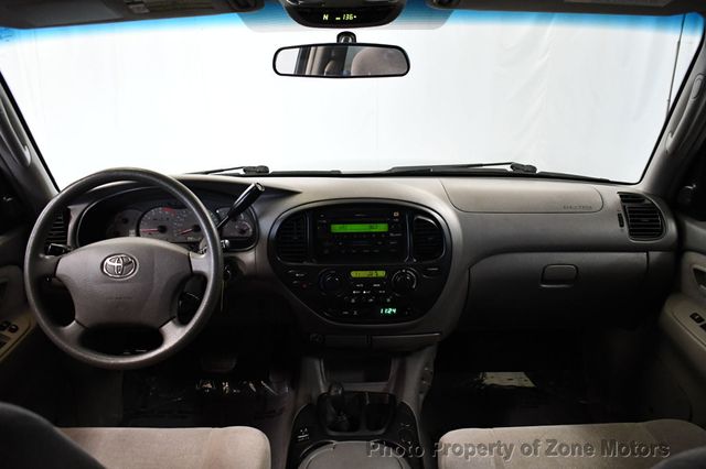 2004 Toyota Sequoia 4dr SR5 4WD - 23047138 - 29