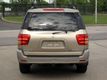 2004 Toyota Sequoia 4dr SR5 4WD - 23027160 - 13