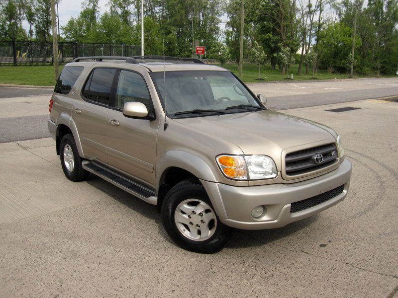 2004 Toyota Sequoia 4dr SR5 4WD - 23027160 | Video 2