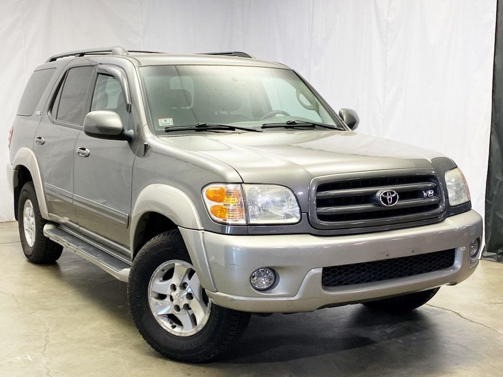 2004 Toyota Sequoia 4dr SR5 4WD - 22598563 - 1