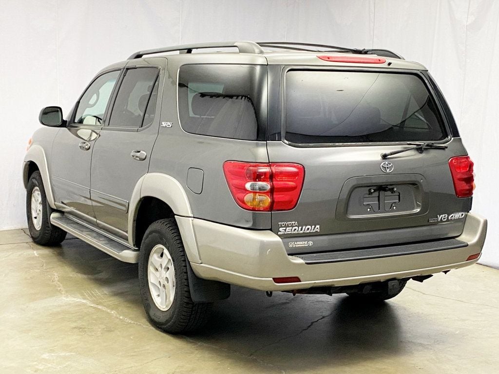 2004 Toyota Sequoia 4dr SR5 4WD - 22598563 - 2