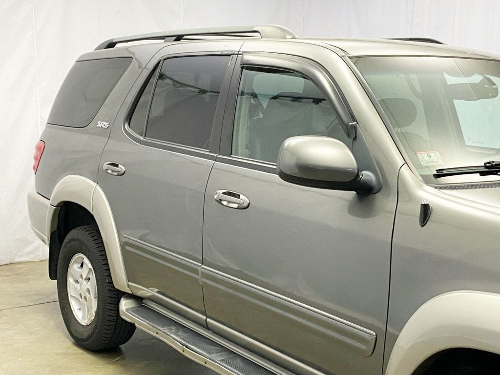 2004 Toyota Sequoia 4dr SR5 4WD - 22598563 - 7