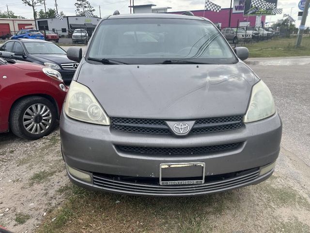 2004 Toyota Sienna  - 22828044 - 0