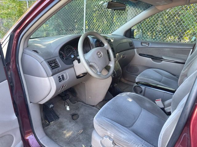 2004 Toyota Sienna  - 23096872 - 5