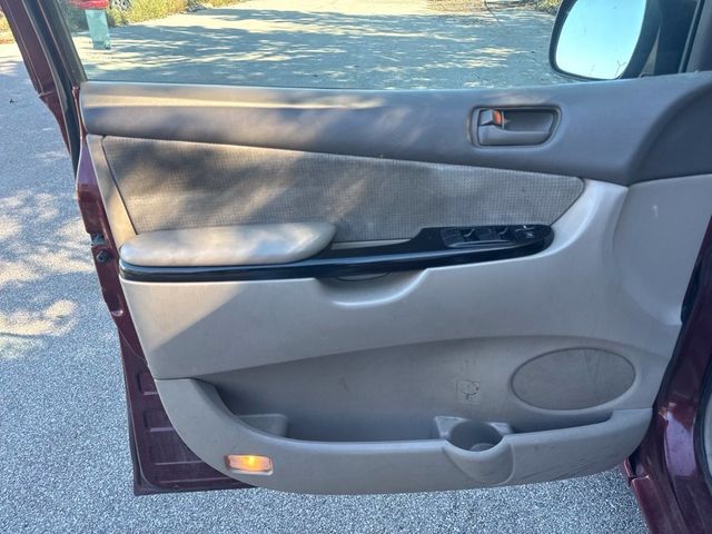 2004 Toyota Sienna  - 23096872 - 7