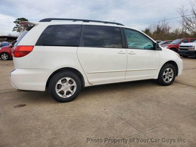 2004 Toyota Sienna  - 22979804 - 6