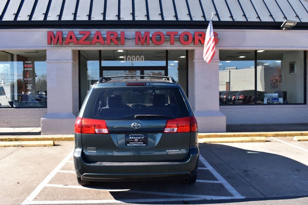 2004 Toyota Sienna 5dr CE FWD 7-Passenger - 22674703 - 9