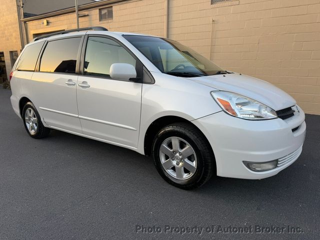 2004 Toyota Sienna 5dr XLE FWD - 22946767 - 0
