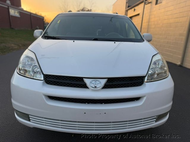 2004 Toyota Sienna 5dr XLE FWD - 22946767 - 6