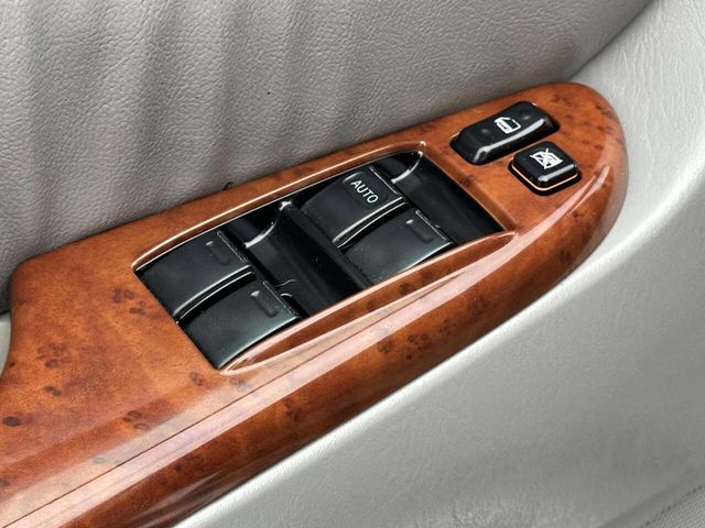 2004 Toyota Sienna XLE Limited 7 Passenger AWD 4dr Mini Van - 22944044 - 10