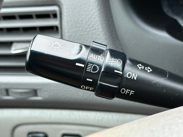 2004 Toyota Sienna XLE Limited 7 Passenger AWD 4dr Mini Van - 22944044 - 41