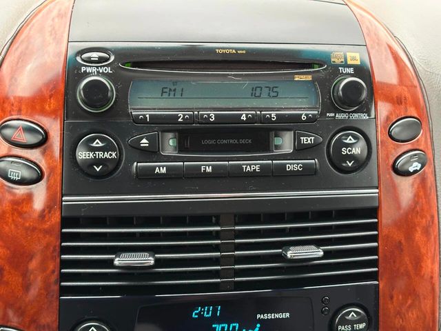 2004 Toyota Sienna XLE Limited 7 Passenger AWD 4dr Mini Van - 22944044 - 45