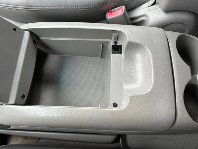 2004 Toyota Sienna XLE Limited 7 Passenger AWD 4dr Mini Van - 22944044 - 52