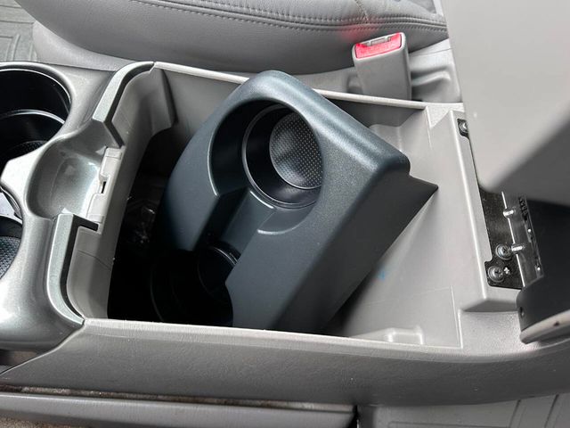 2004 Toyota Sienna XLE Limited 7 Passenger AWD 4dr Mini Van - 22944044 - 53