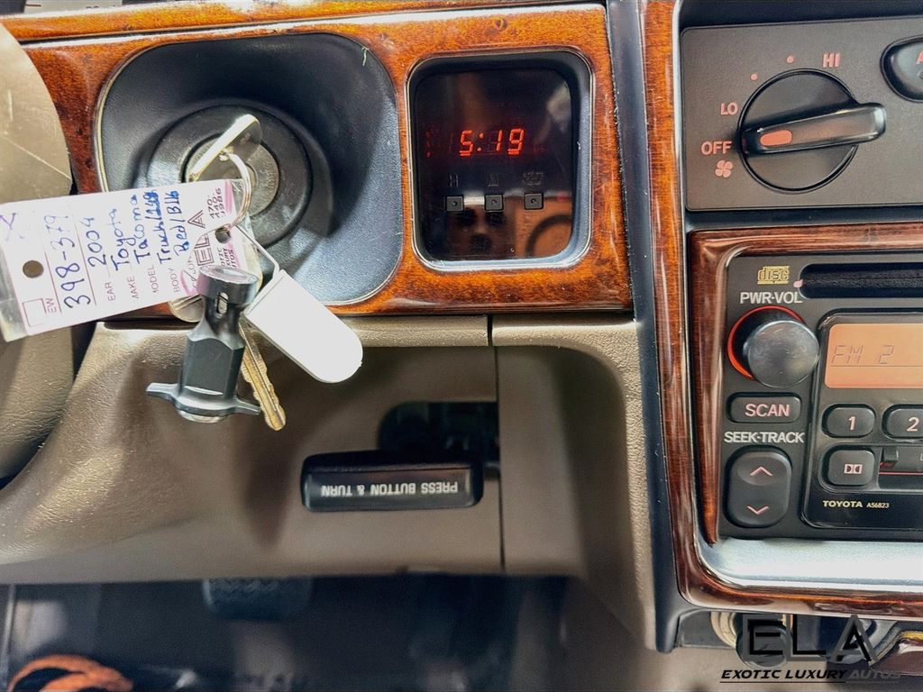2004 Toyota Tacoma DoubleCab PreRunner Automatic - 23044262 - 13