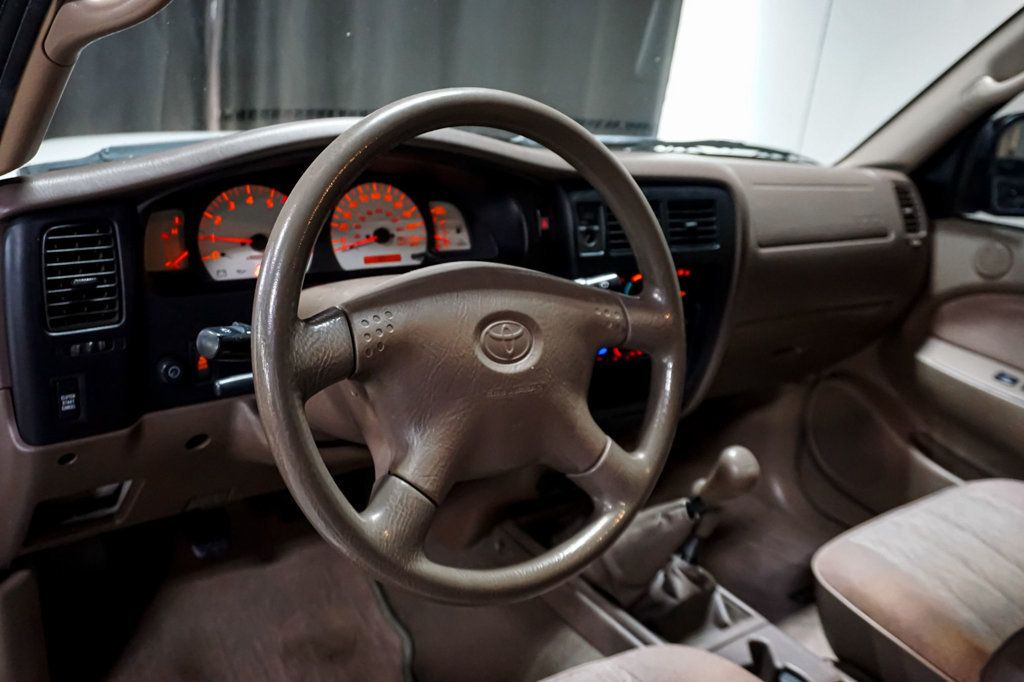 2004 Toyota Tacoma *Tacoma V6 4x4* *5-Speed Manual* *Only 84k Miles* *Southern Trk* - 23071602 - 39