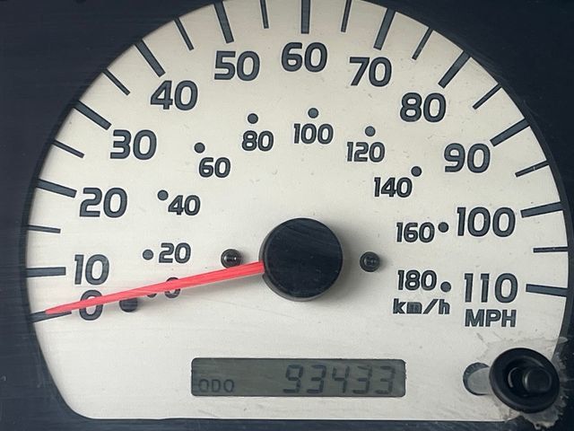 2004 Toyota Tacoma XtraCab Manual - 23028581 - 17