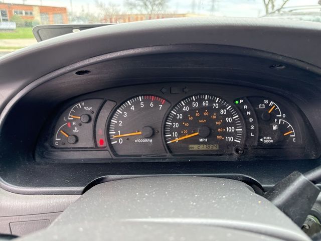 2004 Toyota Tundra  - 23011090 - 11