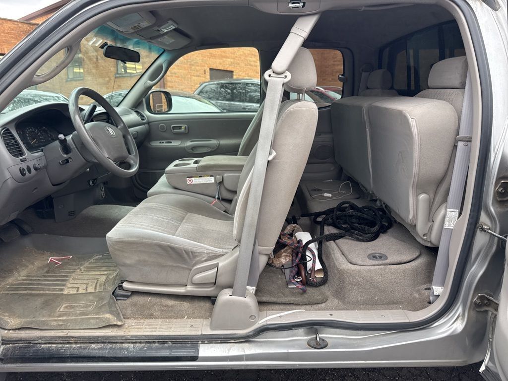 2004 Toyota Tundra  - 23011090 - 15