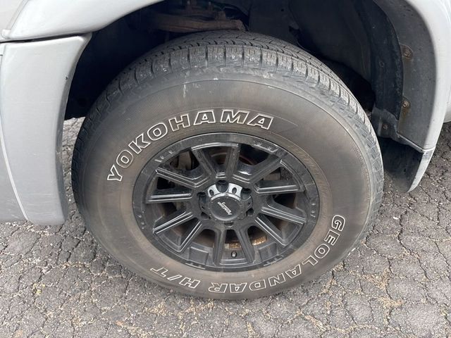 2004 Toyota Tundra  - 23011090 - 1