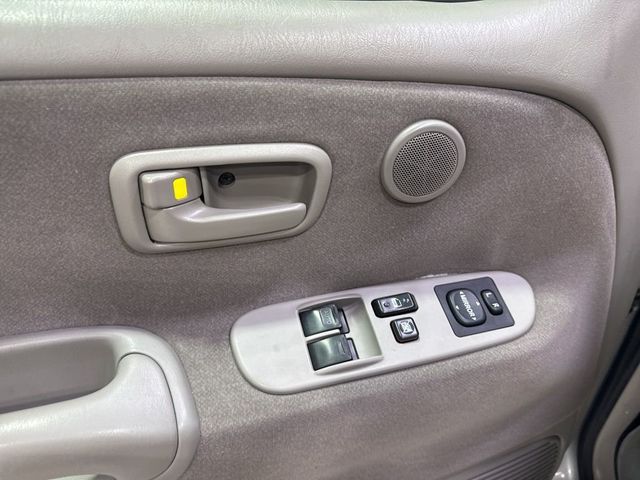 2004 Toyota Tundra AccessCab V8 SR5 4WD - 23011090 - 22