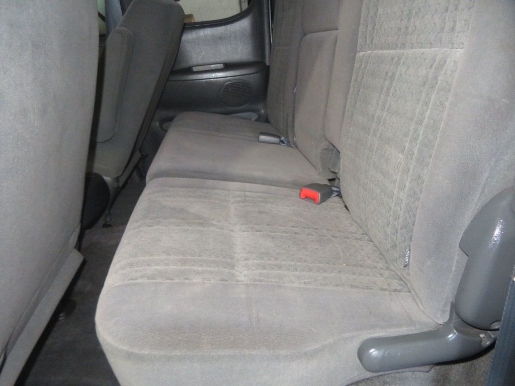2004 Toyota Tundra EXTRA CLEAN TUNDRA  ACCESS CAB VERY NICE V8 RUNS GREAT  - 23043063 - 25
