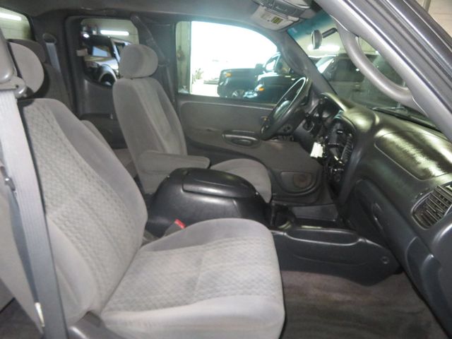 2004 Toyota Tundra EXTRA CLEAN TUNDRA  ACCESS CAB VERY NICE V8 RUNS GREAT  - 23043063 - 31