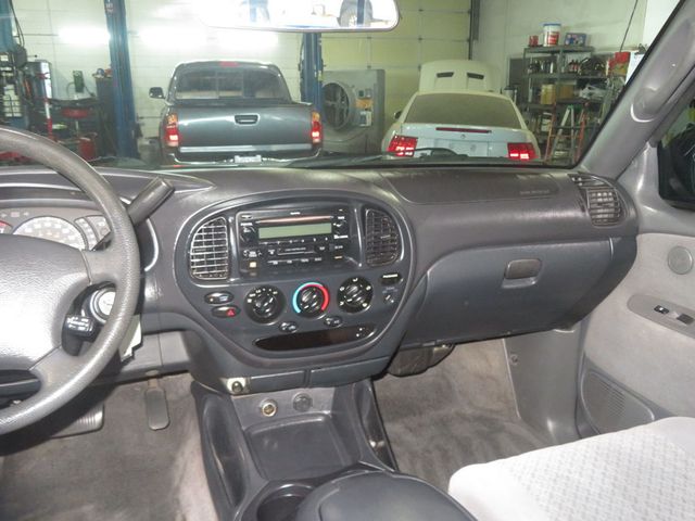 2004 Toyota Tundra EXTRA CLEAN TUNDRA  ACCESS CAB VERY NICE V8 RUNS GREAT  - 23043063 - 34