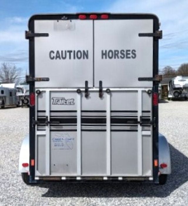 2004 Trail Et 2 horse straight load