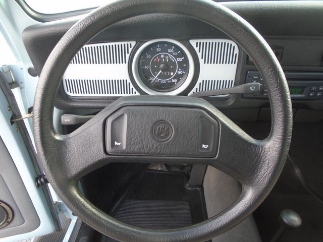 2004 Volkswagen Beetle  - 22591576 - 11