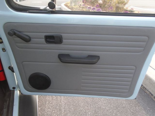 2004 Volkswagen Beetle  - 22591576 - 16