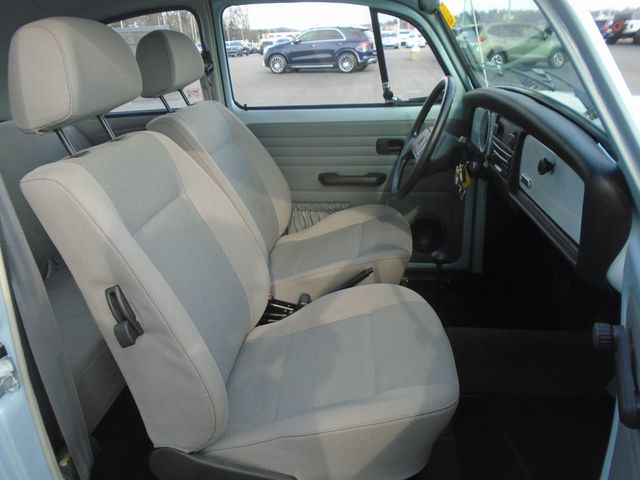 2004 Volkswagen Beetle  - 22591576 - 17