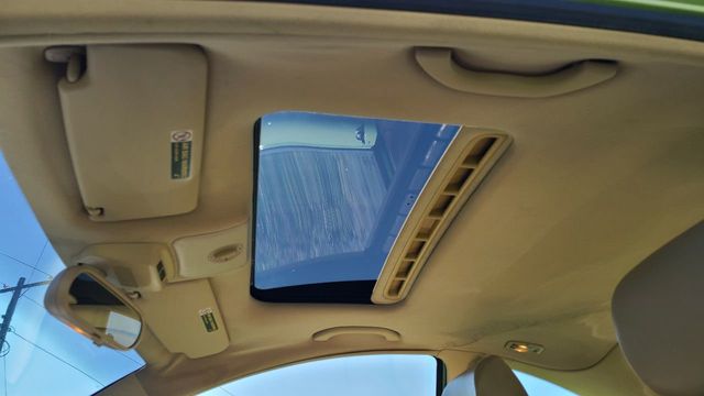 2004 Volkswagen New Beetle Coupe 2dr Coupe GLS Automatic - 22156633 - 20