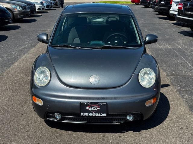 2004 Volkswagen New Beetle Coupe 2dr Coupe GLS TDI Manual - 23024603 - 1