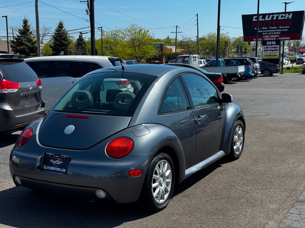 2004 Volkswagen New Beetle Coupe 2dr Coupe GLS TDI Manual - 23024603 - 4